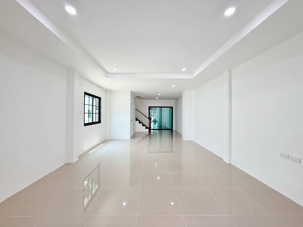 หมู่บ้านณัฐกมล กู้กู WR-03069 2
