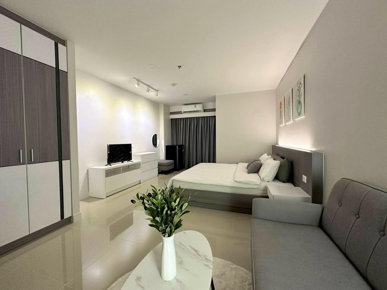 Phanason The Green Place Condominium WR-03071 2