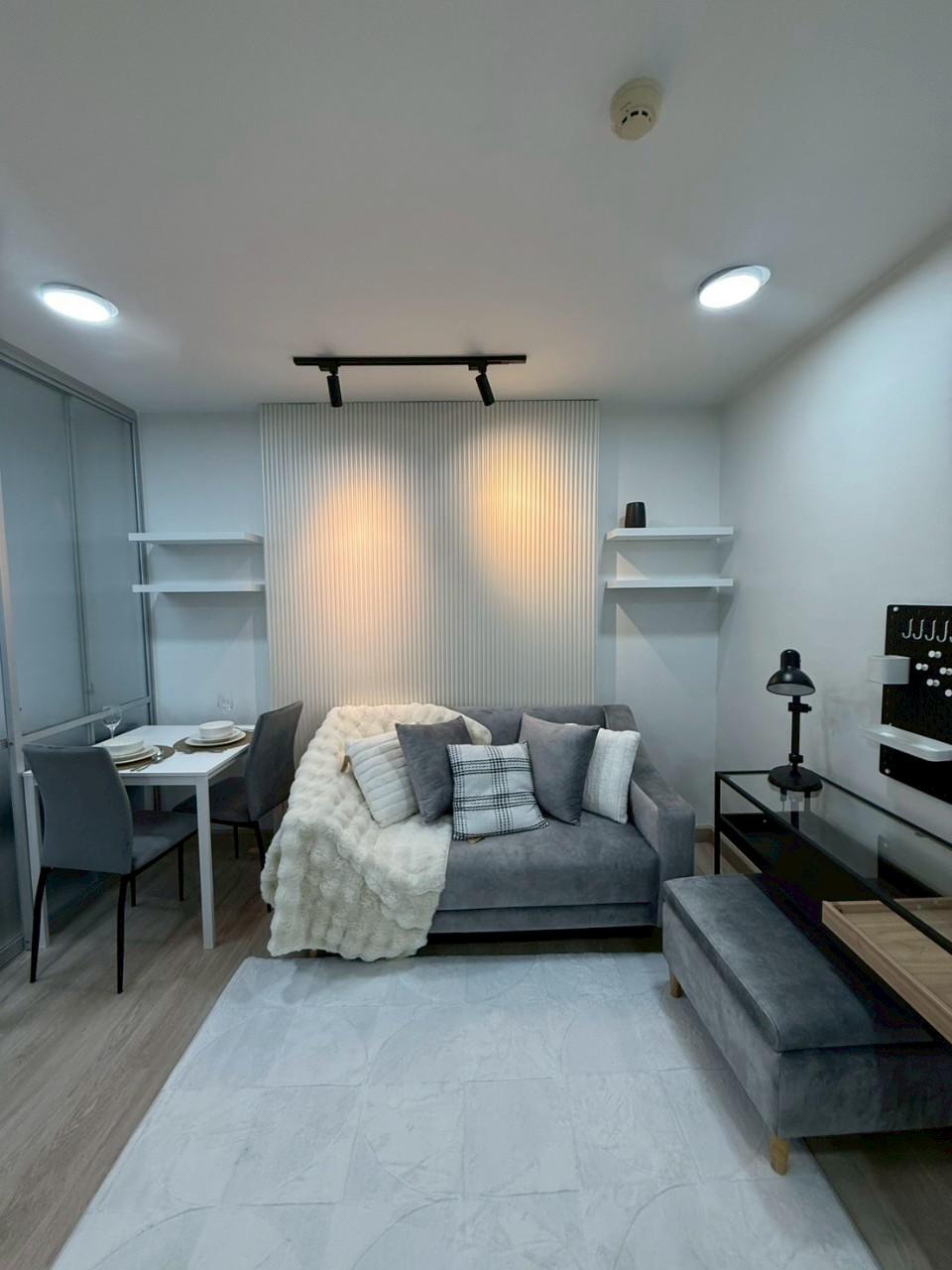 Phanason The Green Place Condominium WR-03104 1