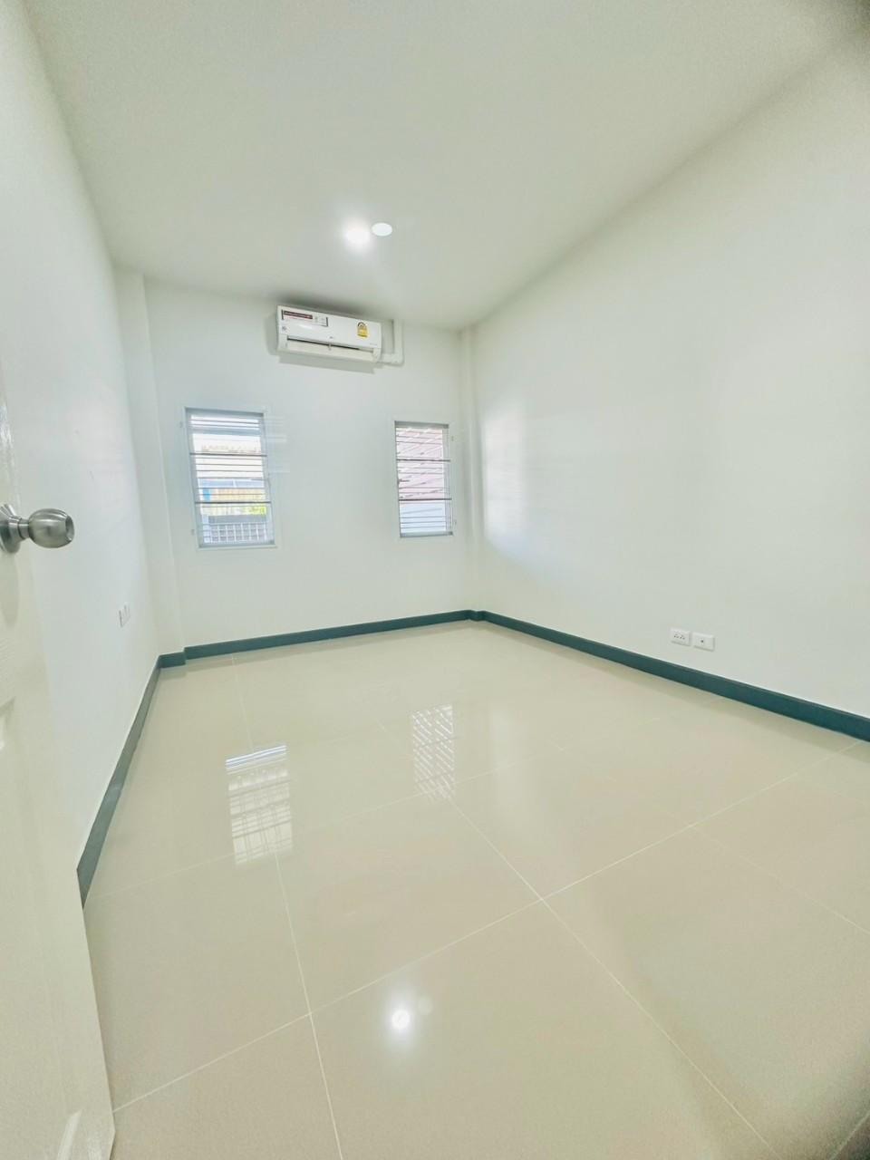 หมู่บ้านสุชารี วิลเลจ WR-03058 6