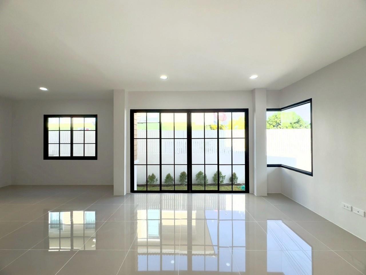 หมู่บ้านธนาภาพาร์ควิว 2 WR-02868 2