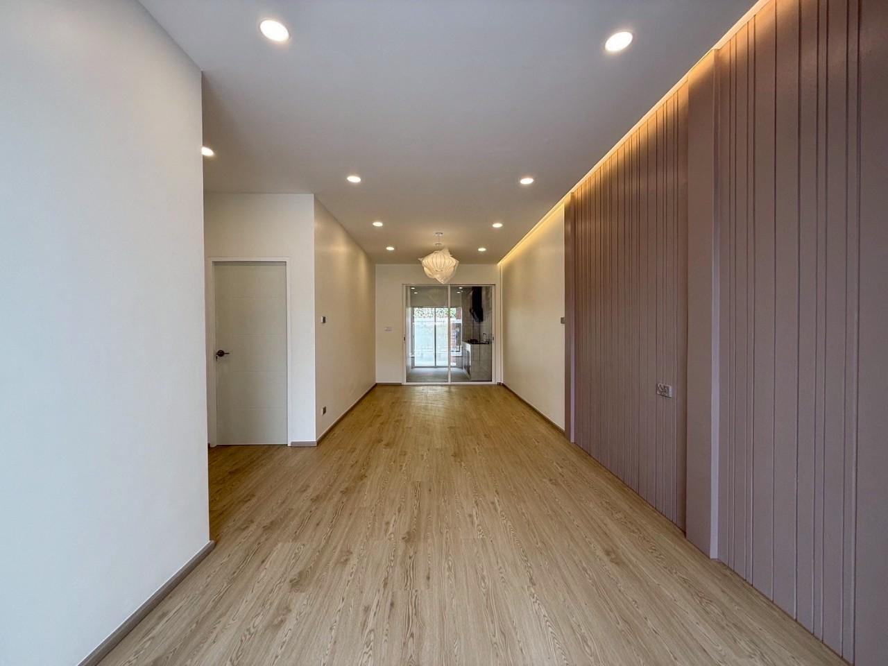 หมู่บ้านวงศ์สิริ ฉลอง WR-02713 4