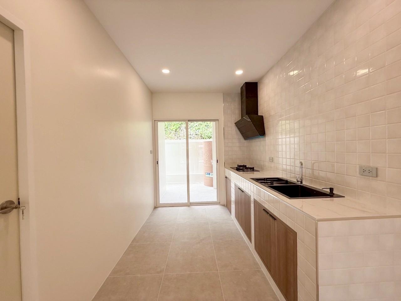 หมู่บ้านวงศ์สิริ ฉลอง WR-02713 6
