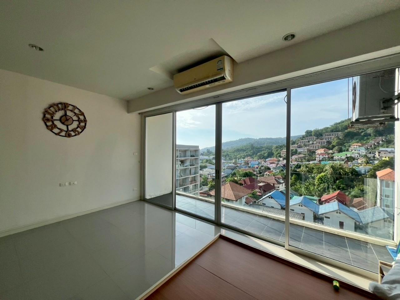 Chic Condominium WR-03155 4