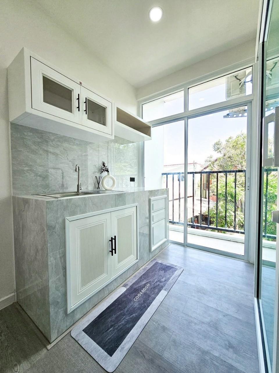Good Condominium WR-03165 10